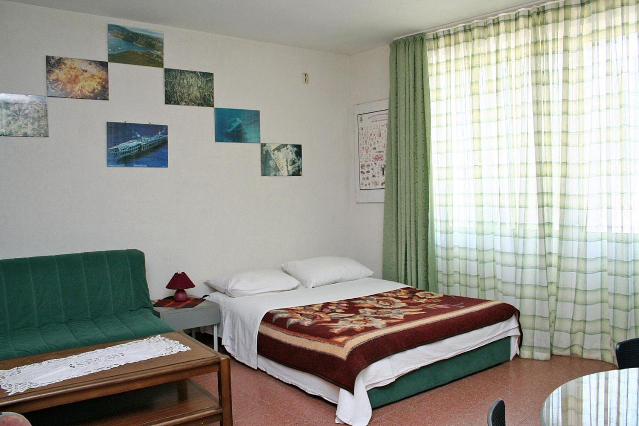 Apartments With A Parking Space Zuljana, Peljesac - 4574 Extérieur photo